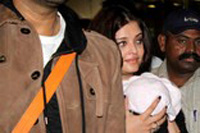 Aishwarya Rai Baby Aradhya Photos